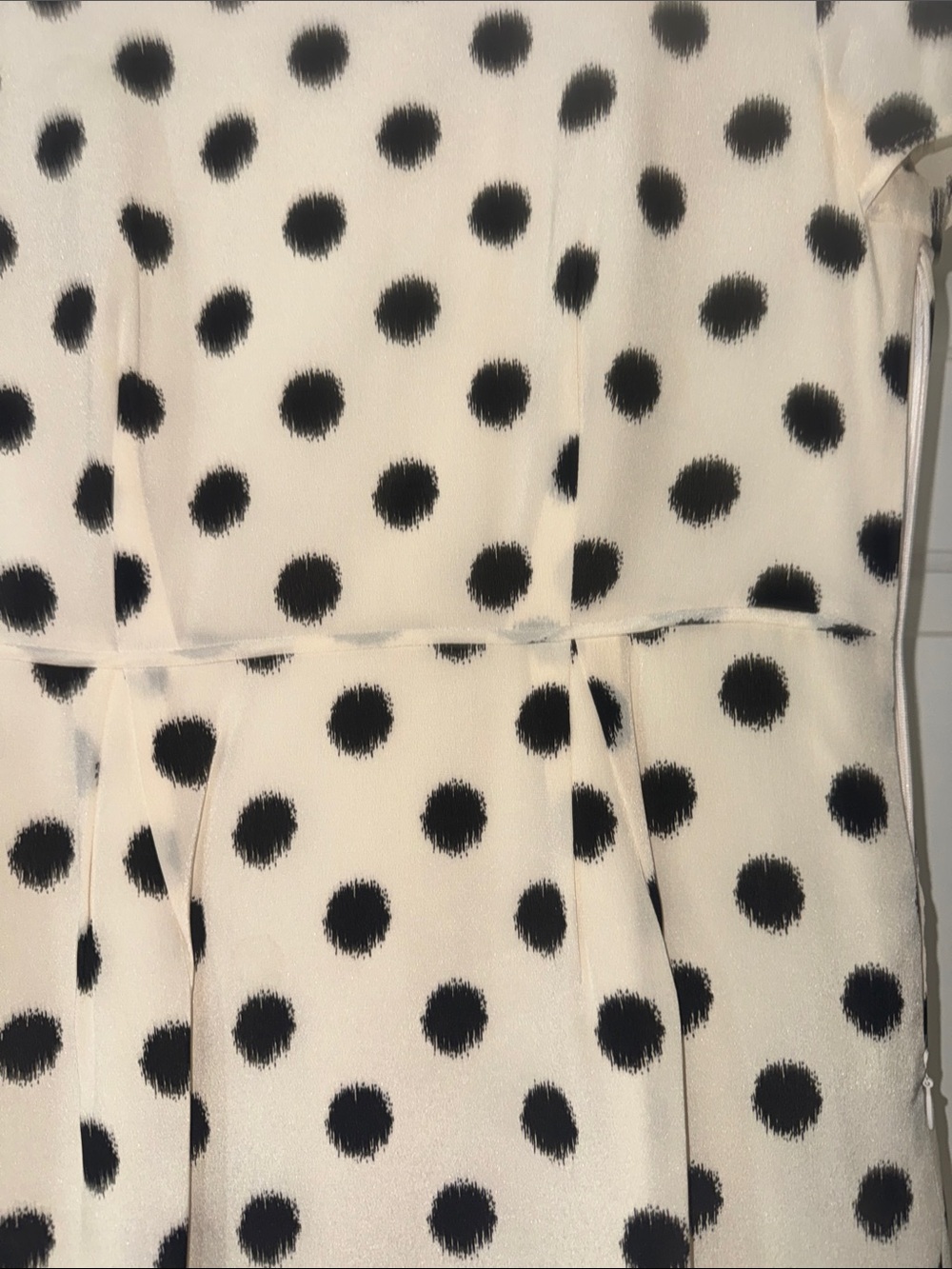 Polka Dot Cream Midi Dress with Short Sleeves - Picture 2 of 8